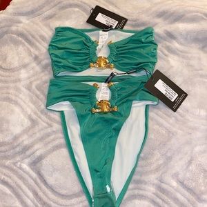 2 piece bathing suit. Never worn